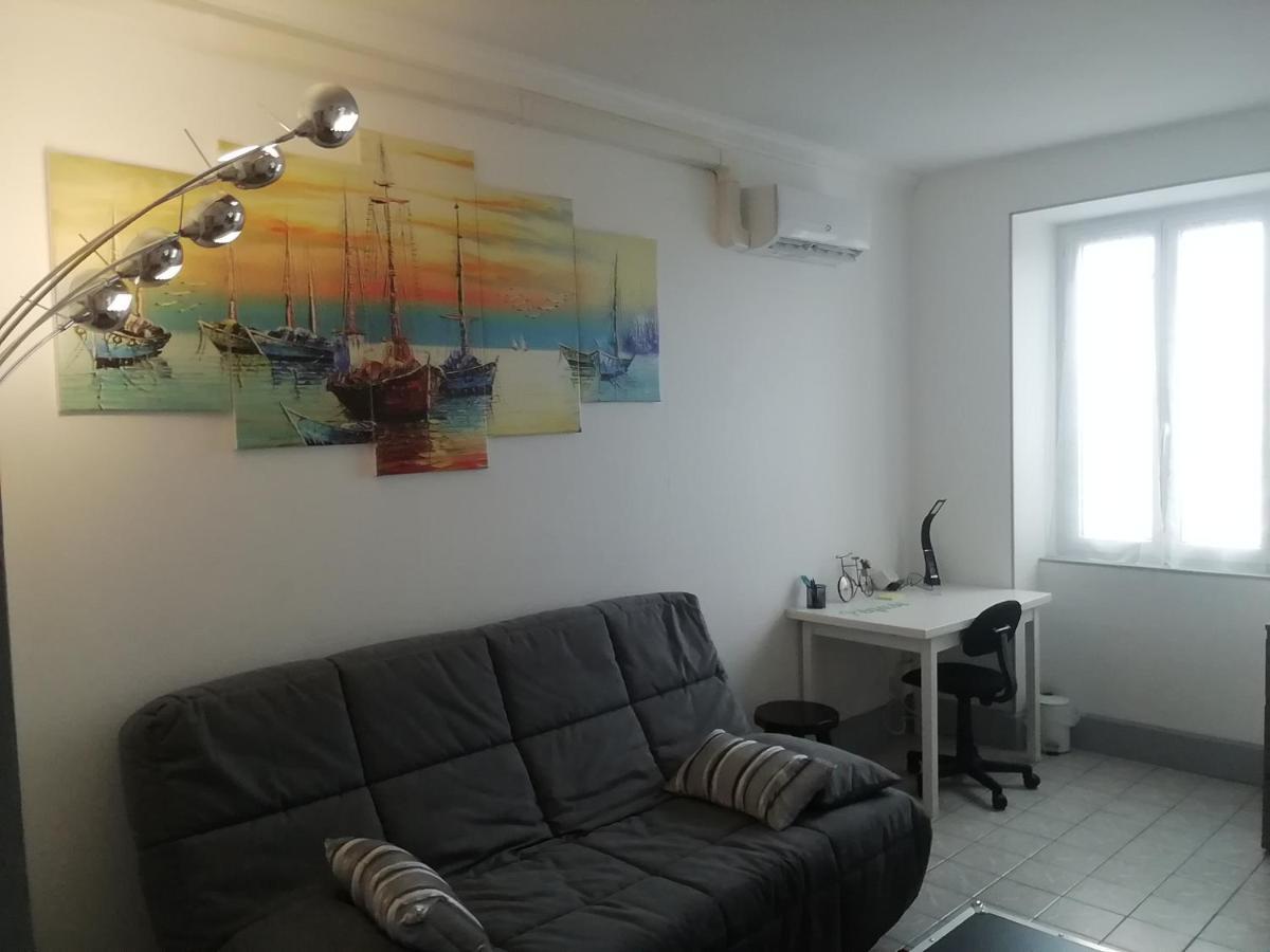Ferienwohnung Pegase Meuble 3*** Fourchambault Exterior foto